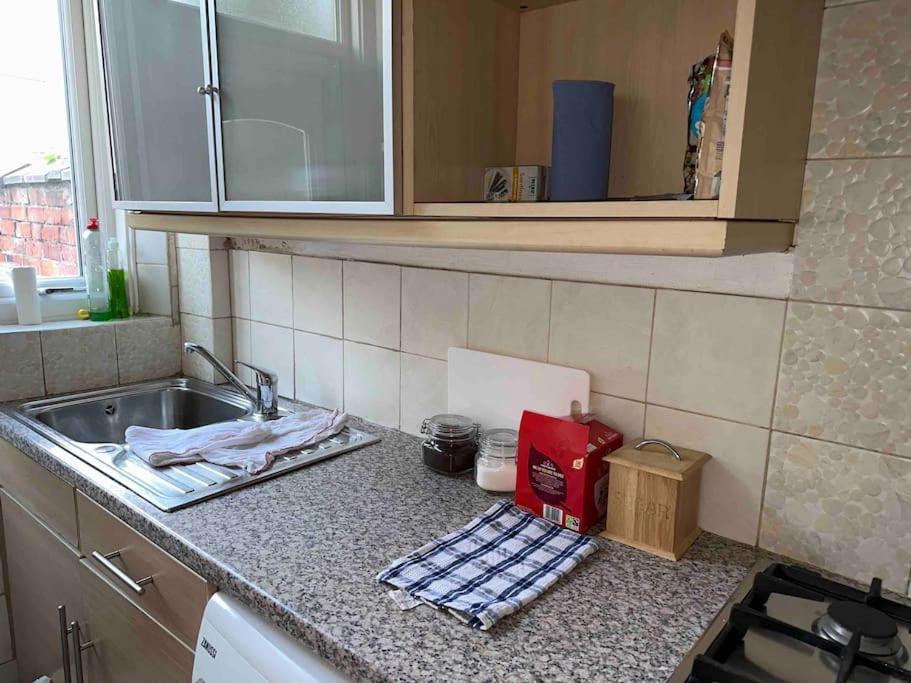 Clevedon House Apartment