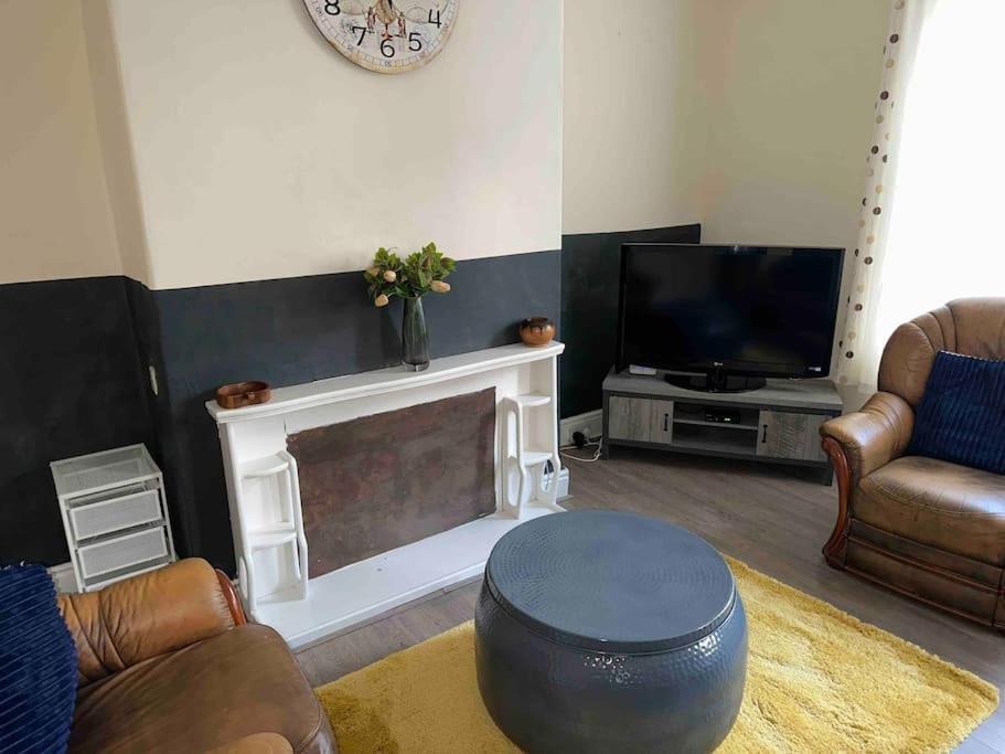 Clevedon House Apartment