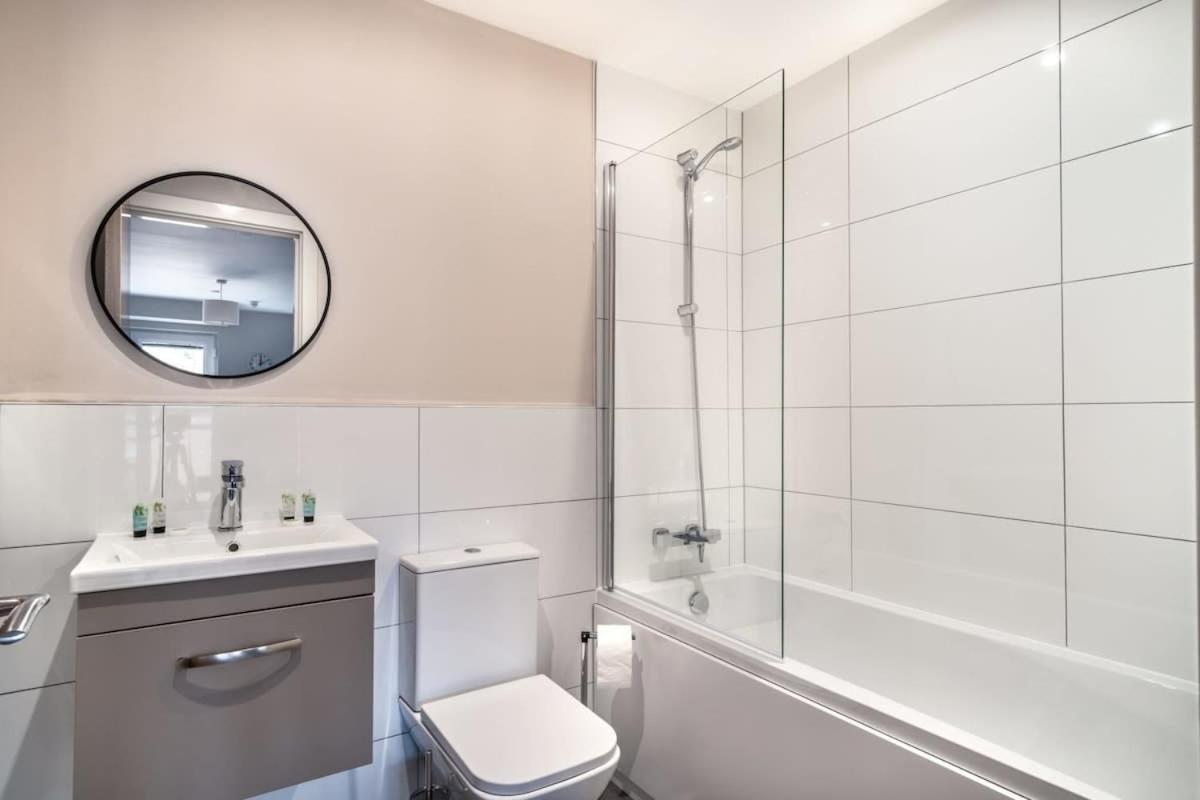Modern & Stylish 2 Bed In * Manchester