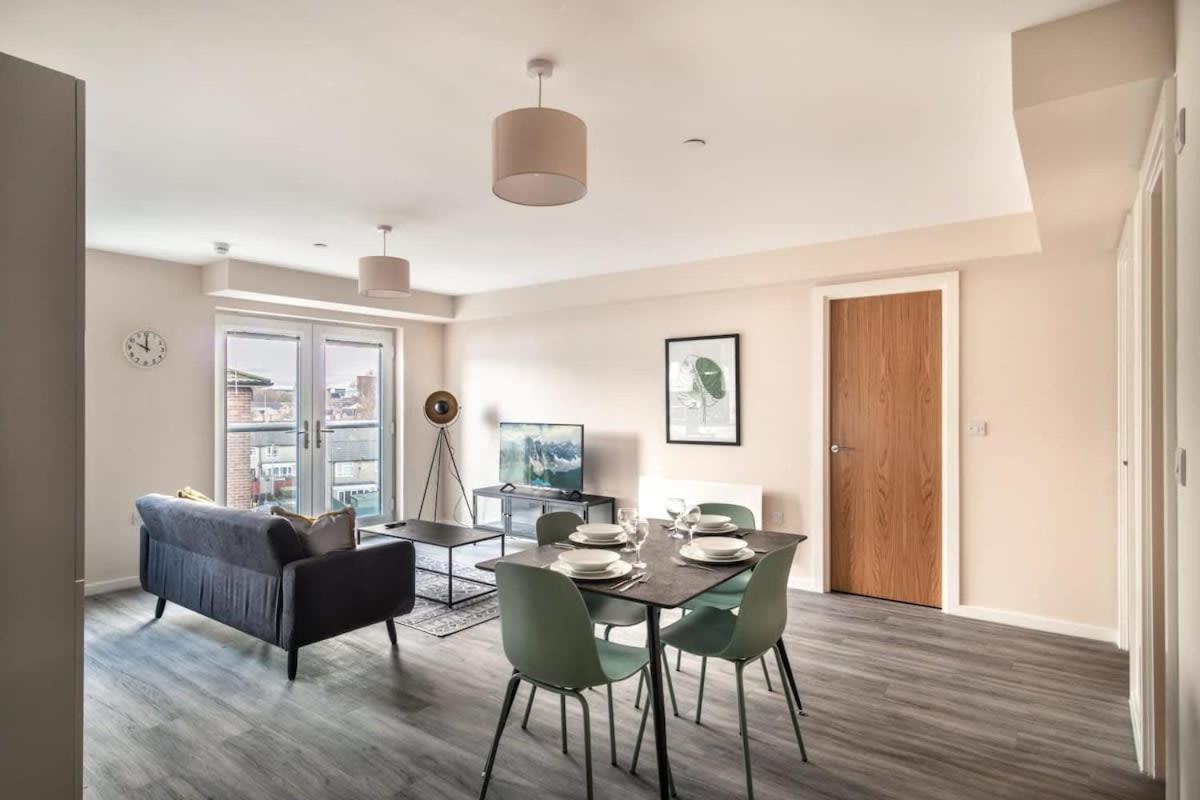 Apartment Modern & Stylish 2 Bed In