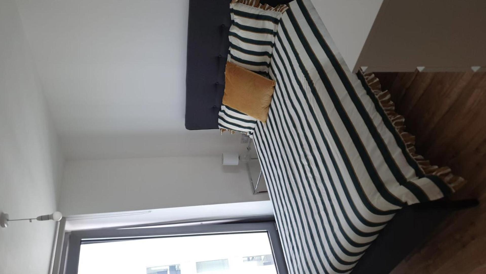 Immaculate 1-bed On The 26th Floor