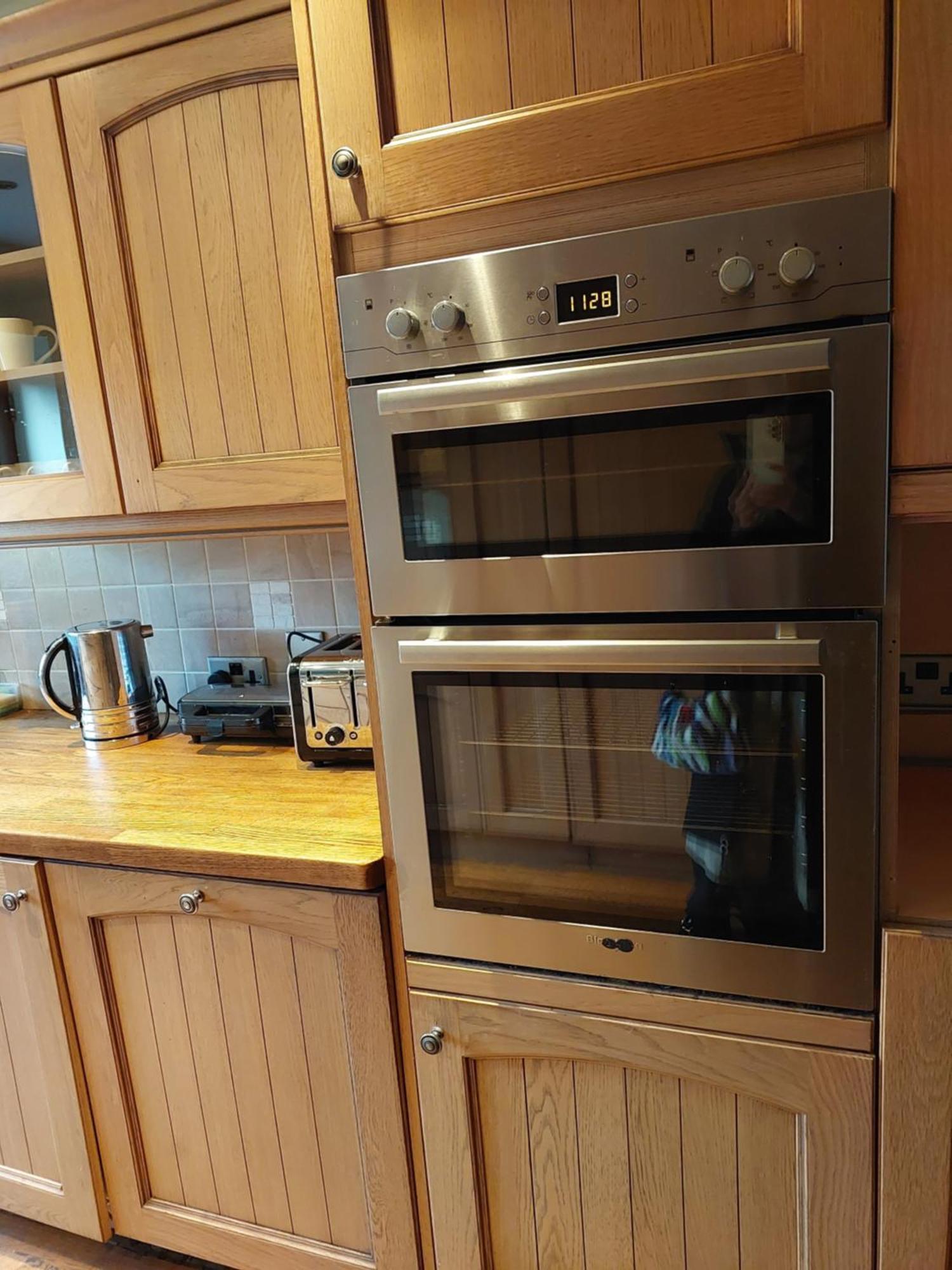 Dobcross Close Apartment *