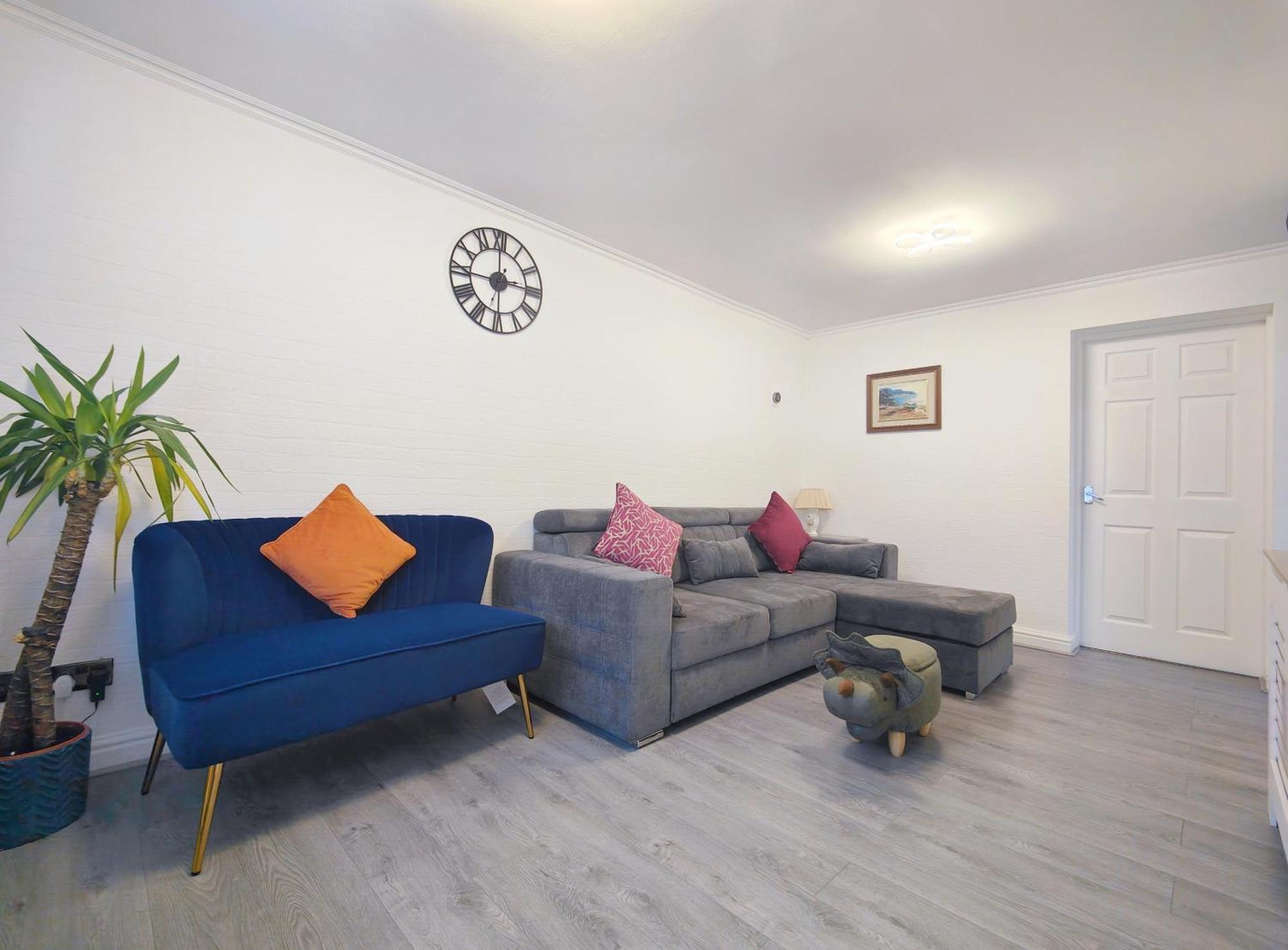 Holiday home Regent House - With Free Parking 10 Minutes To Centre & Coop Live Arena Manchester