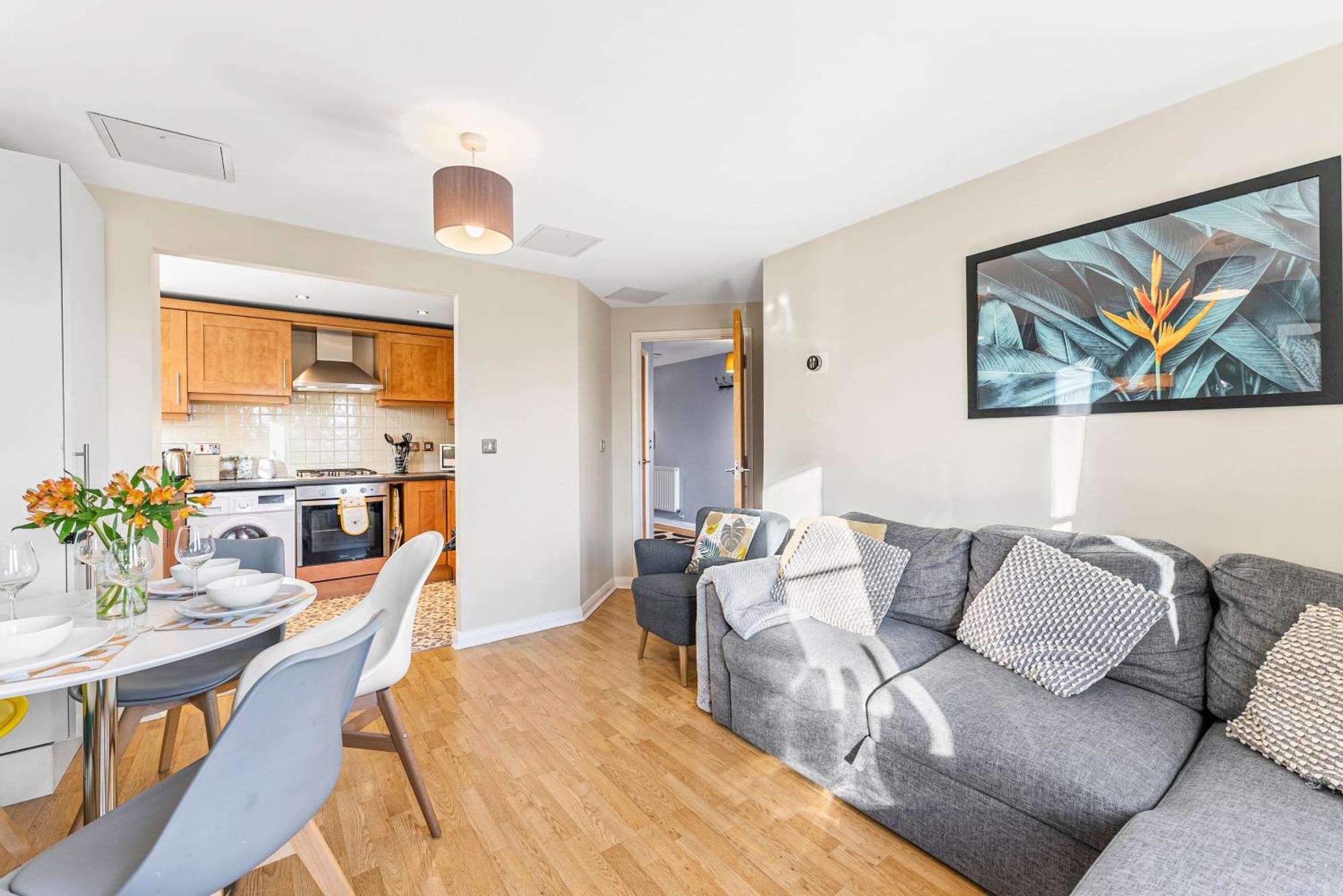 Designer - Great Location!