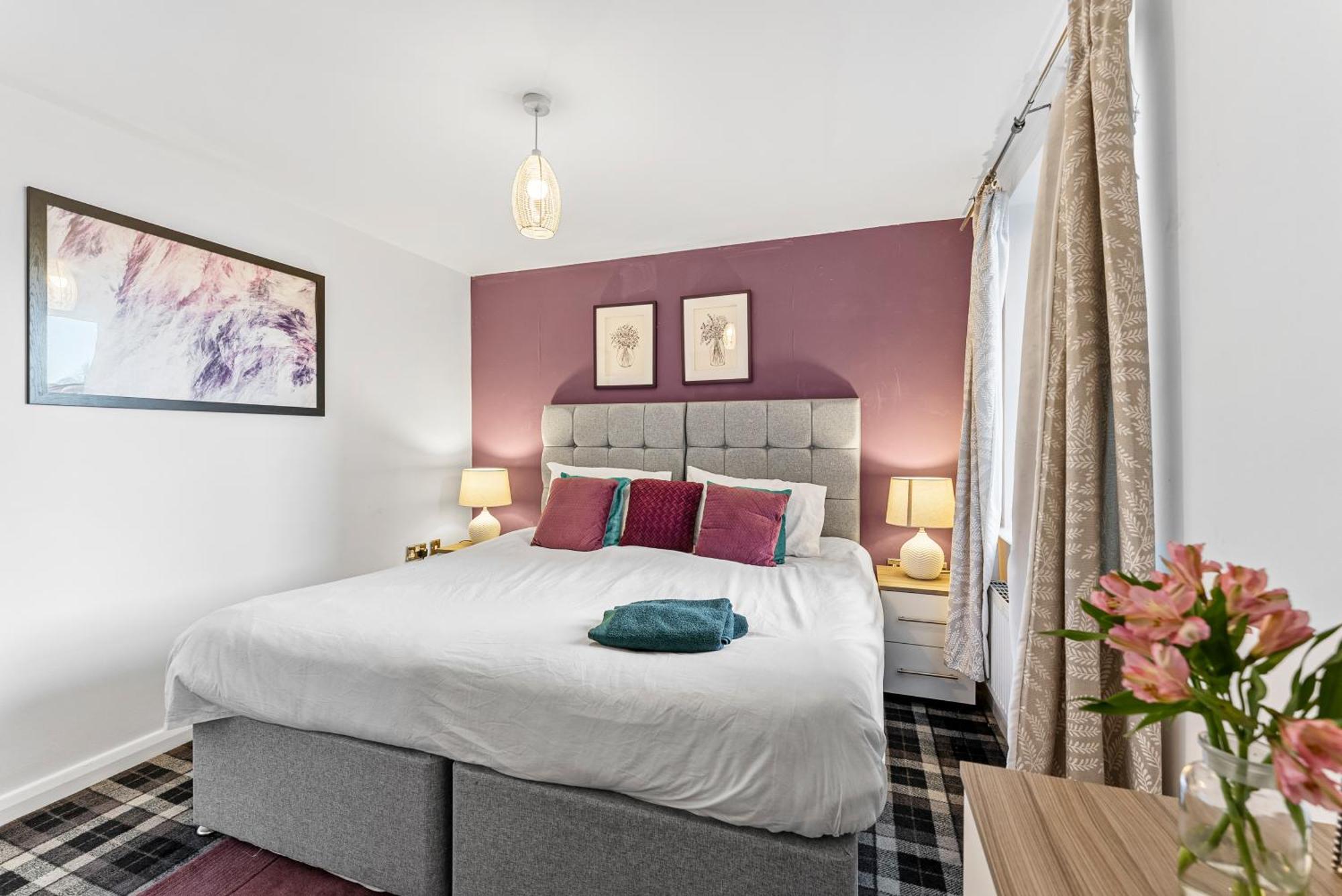 Designer - Great Location! Apartment