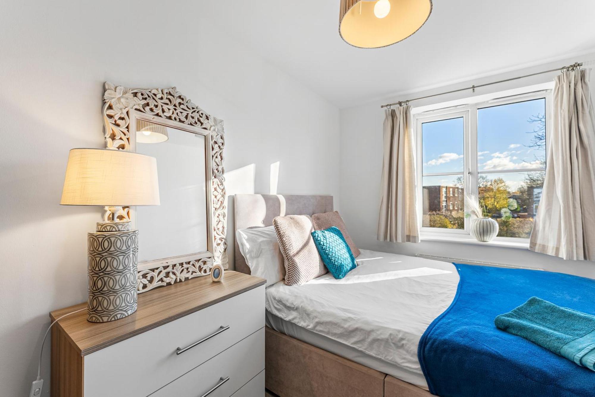 Apartment Designer - Great Location!