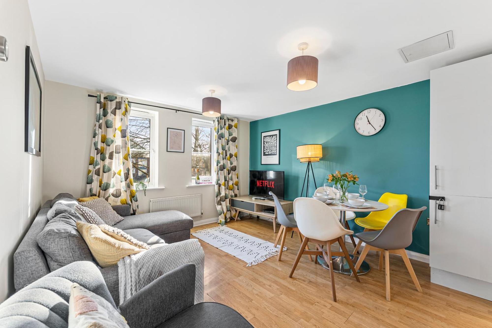 Designer - Great Location! Manchester