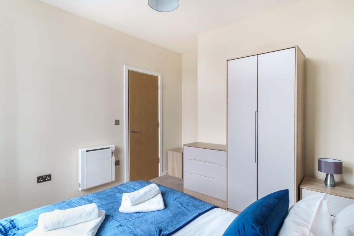 Apartment Bright 2 Bedroom In