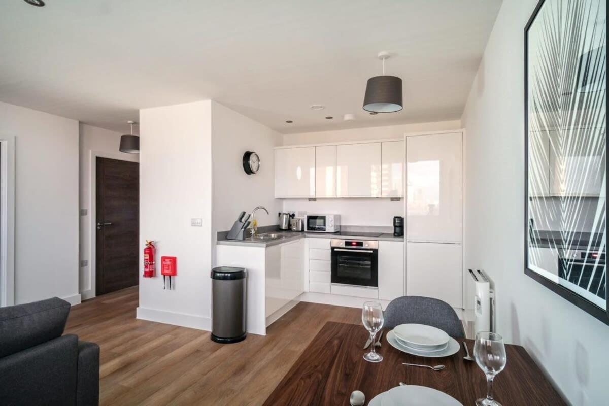 Apartment Zeni, Alexandra Rise Modern 1 Bed *