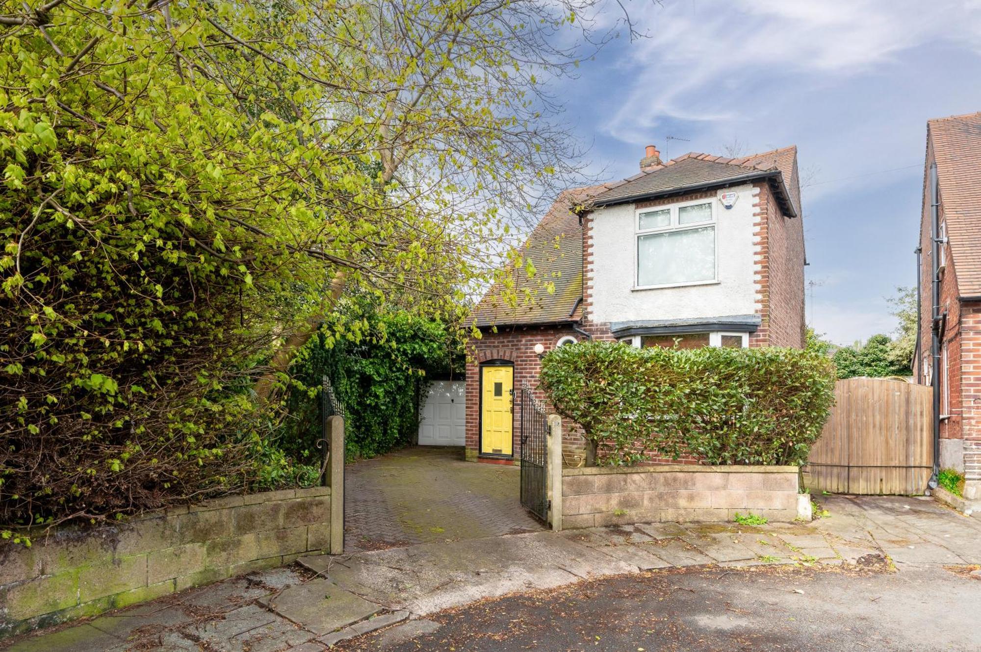 Fantastic, Modern 3 Bedroom House Holiday home Manchester