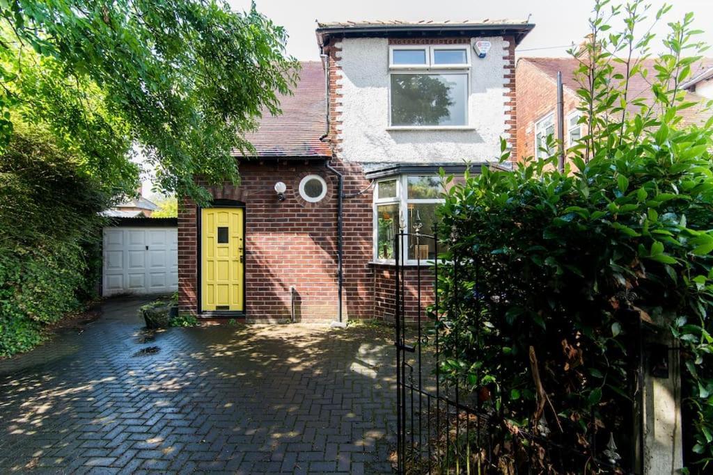 Fantastic, Modern 3 Bedroom House *