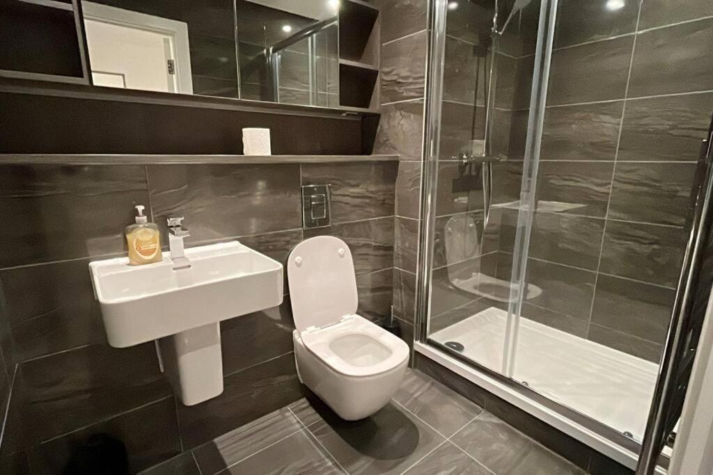 View 2 Bed Apartment