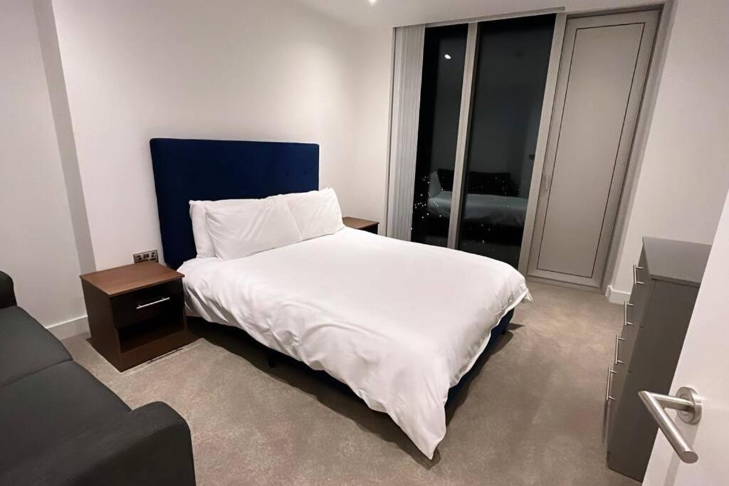 View 2 Bed Apartment
