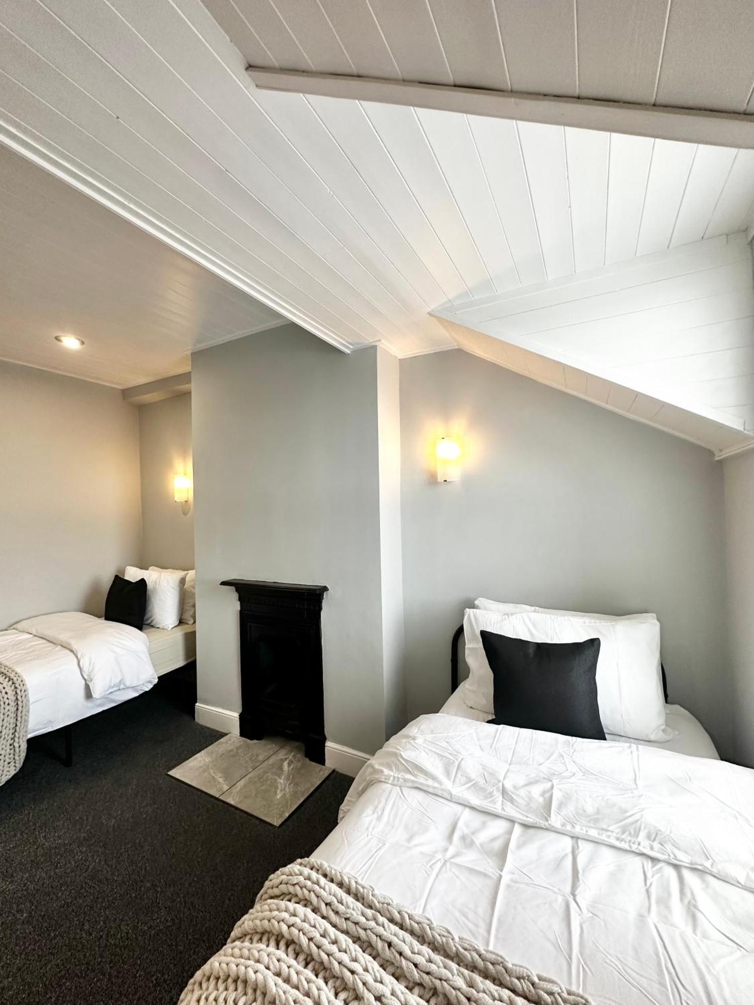 Holiday home Victorian - 5 Bedroom House