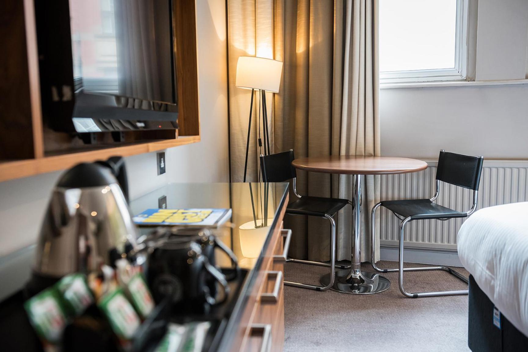 Hotel The Townhouse 4*