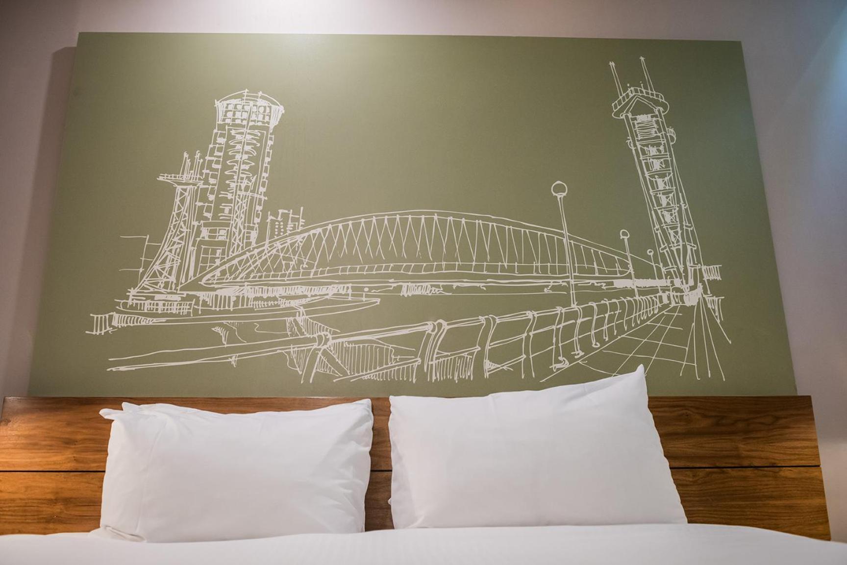 Hotel The Townhouse 4*