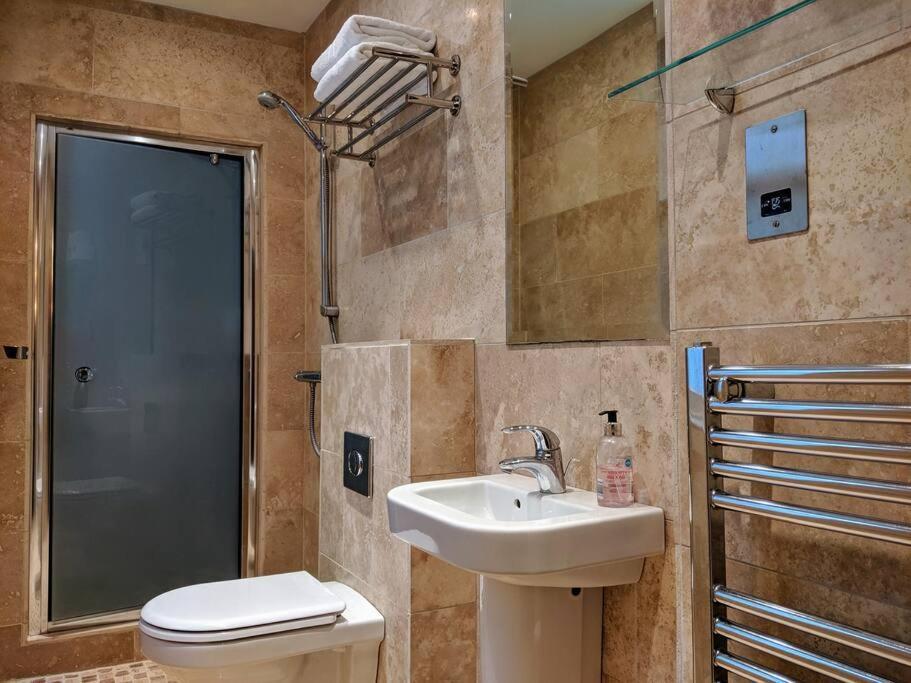 Boutique Centre Flat By Superhost Holiday home *