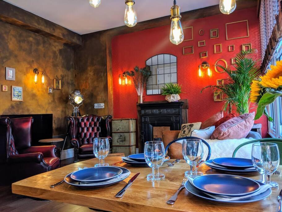 Boutique Centre Flat By Superhost Holiday home Manchester