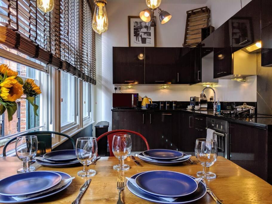 Holiday home Boutique Centre Flat By Superhost Manchester