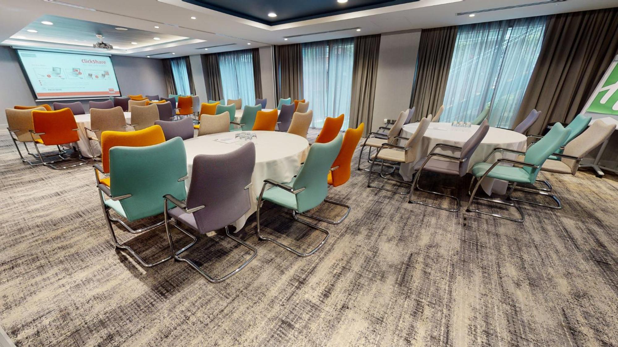 - Centre By Ihg