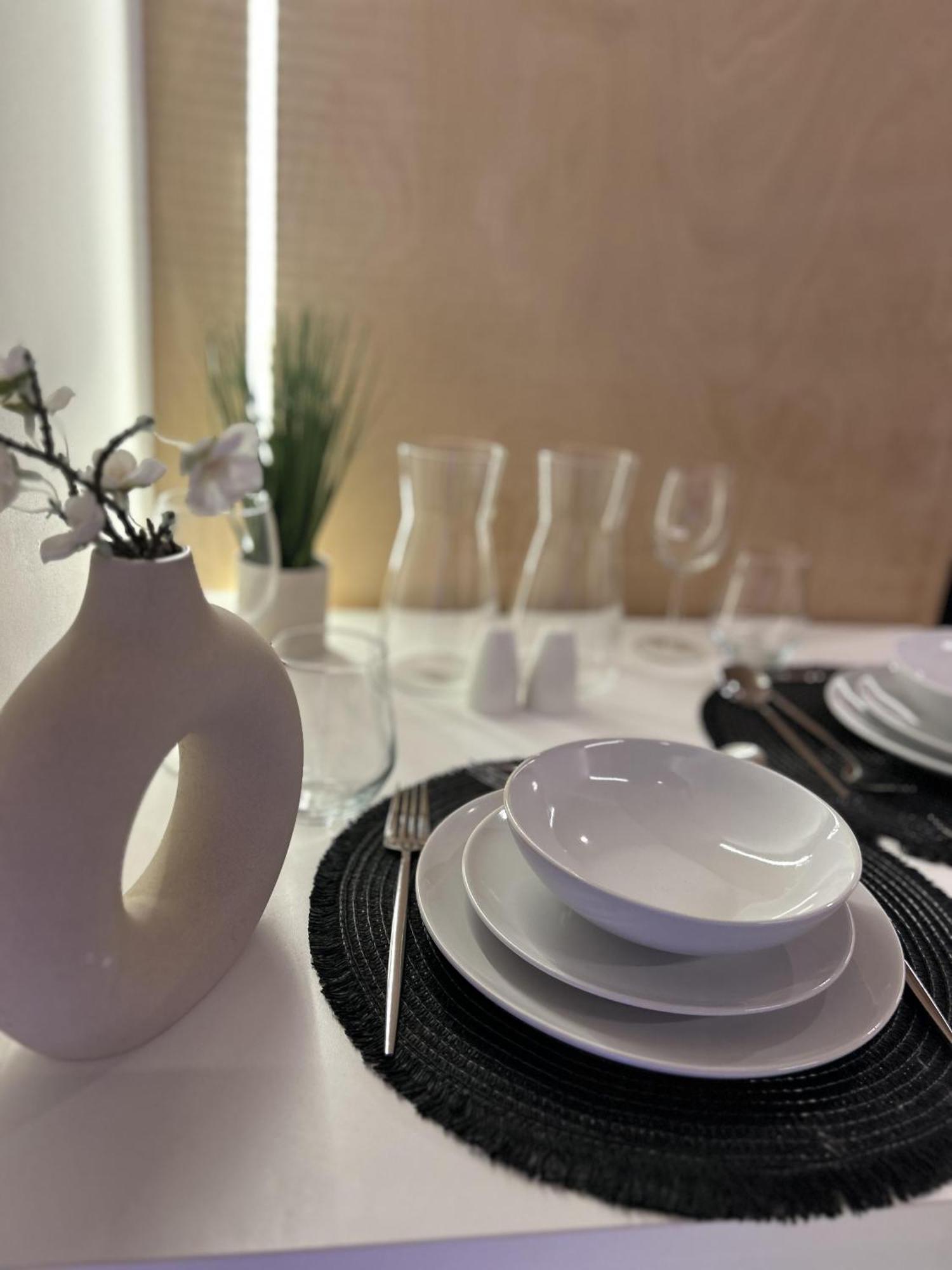 Apartment Central 2 Level - Balcony-Free Parking-Wi-Fi