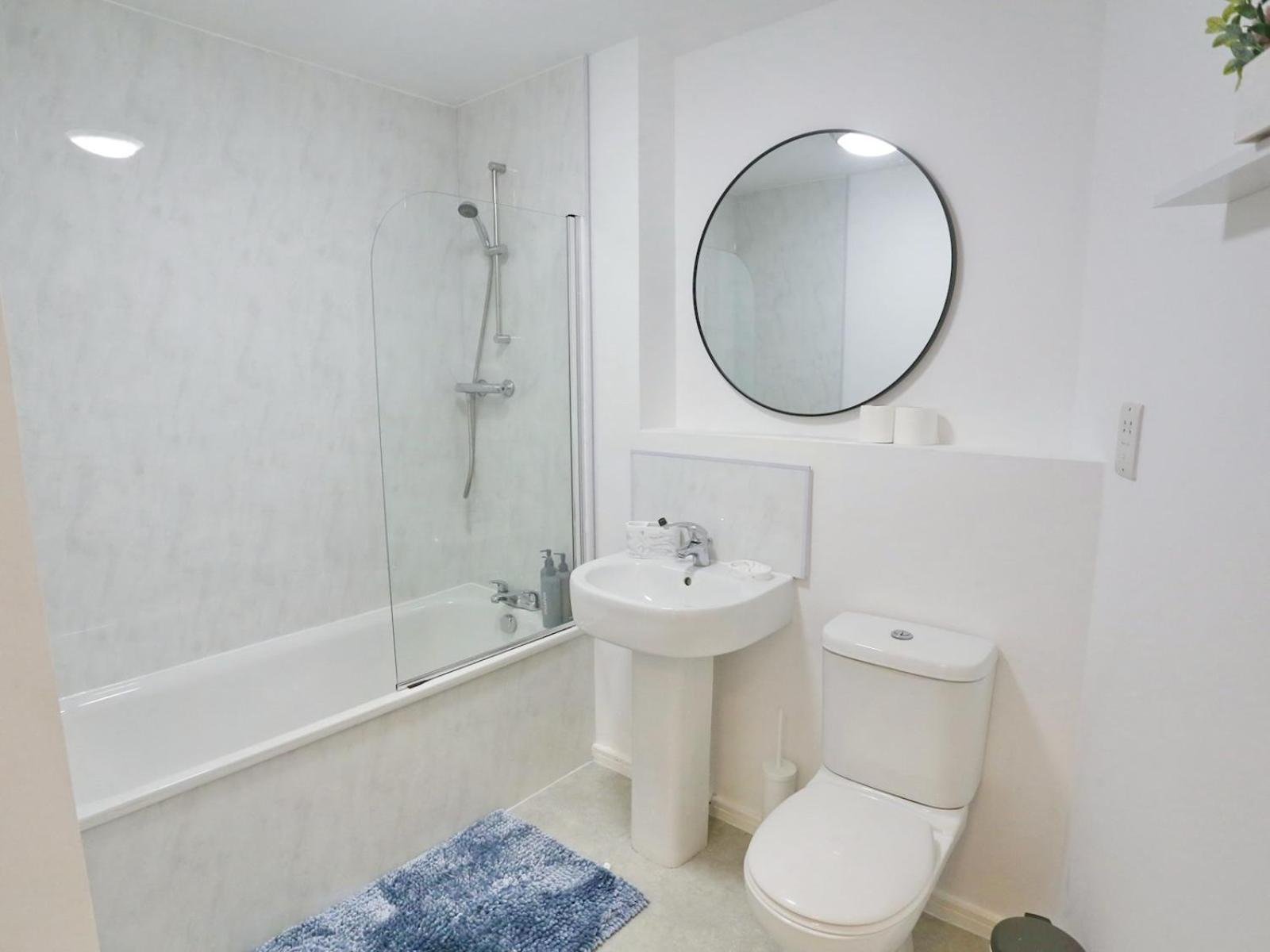 New Refurb Mins From Coop Man Park For Free Pass The Keys Manchester