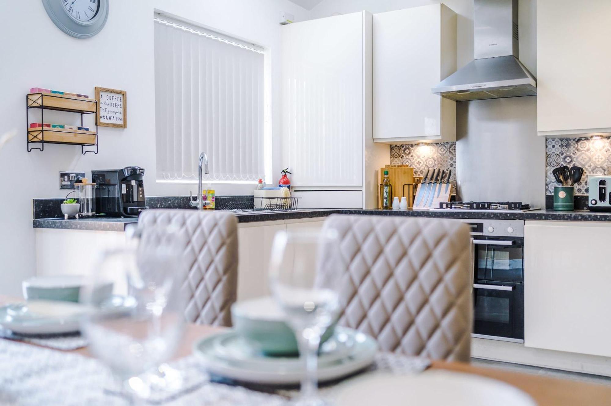 R&r - Modern Townhouse Near Etihad & Centre Holiday home Manchester
