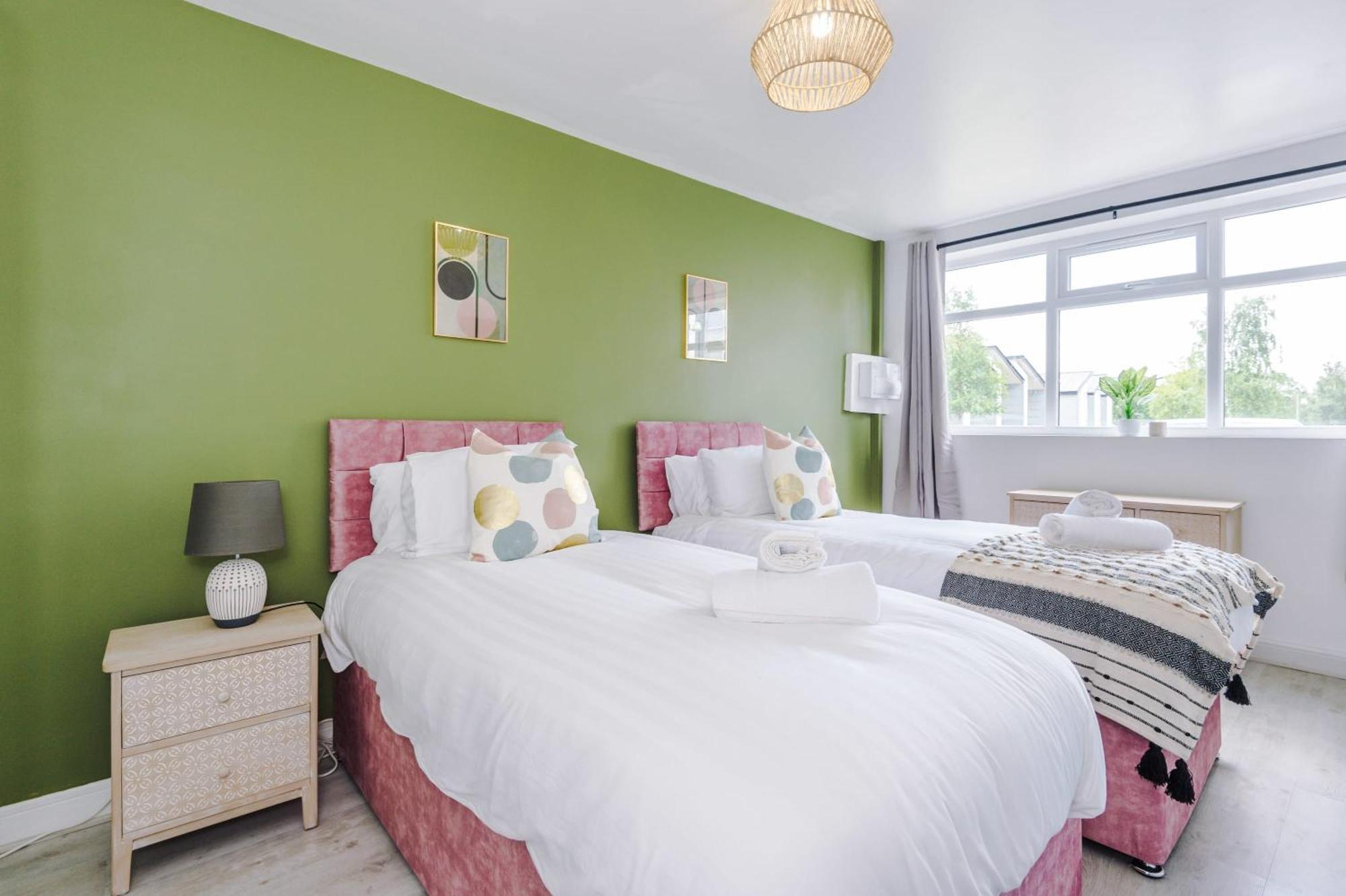 Holiday home R&r - Modern Townhouse Near Etihad & Centre *