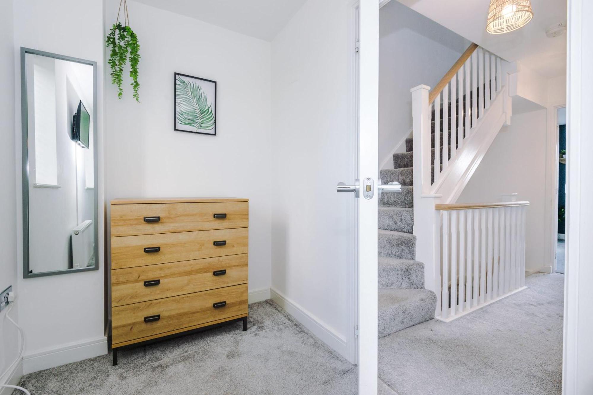 Holiday home R&r - Modern Townhouse Near Etihad & Centre *
