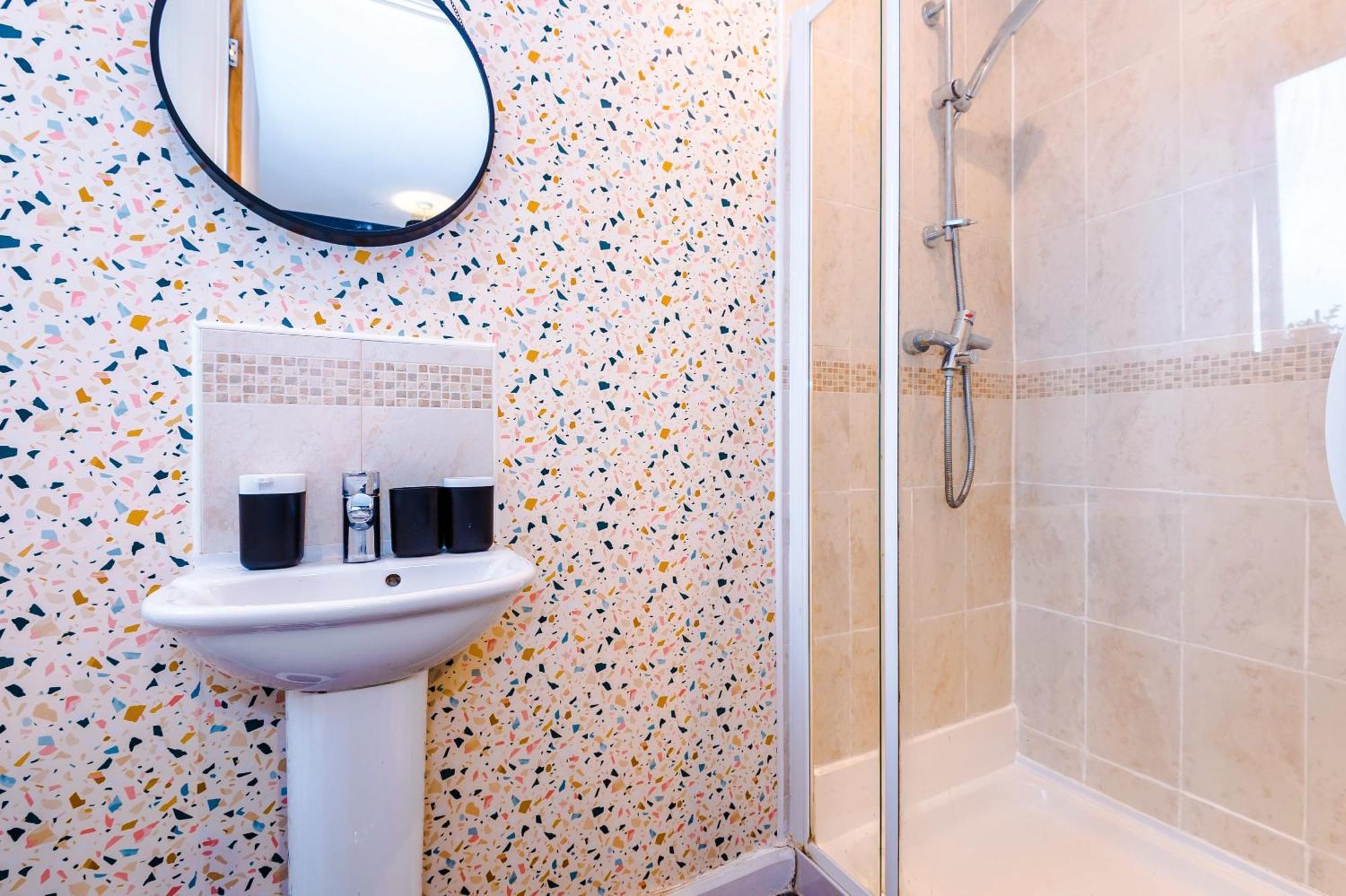 Rest&recharge At A Spacious Townhouse By The Etihad