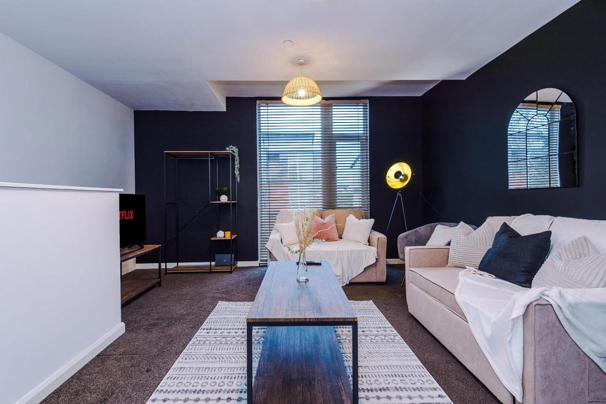 Holiday home Rest&recharge At A Spacious Townhouse By The Etihad Manchester