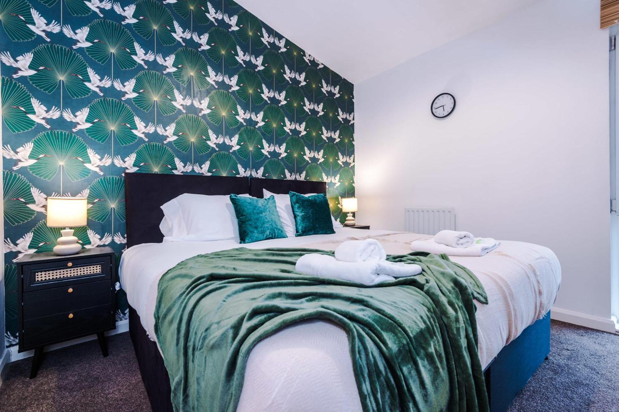 Rest&recharge At A Spacious Townhouse By The Etihad