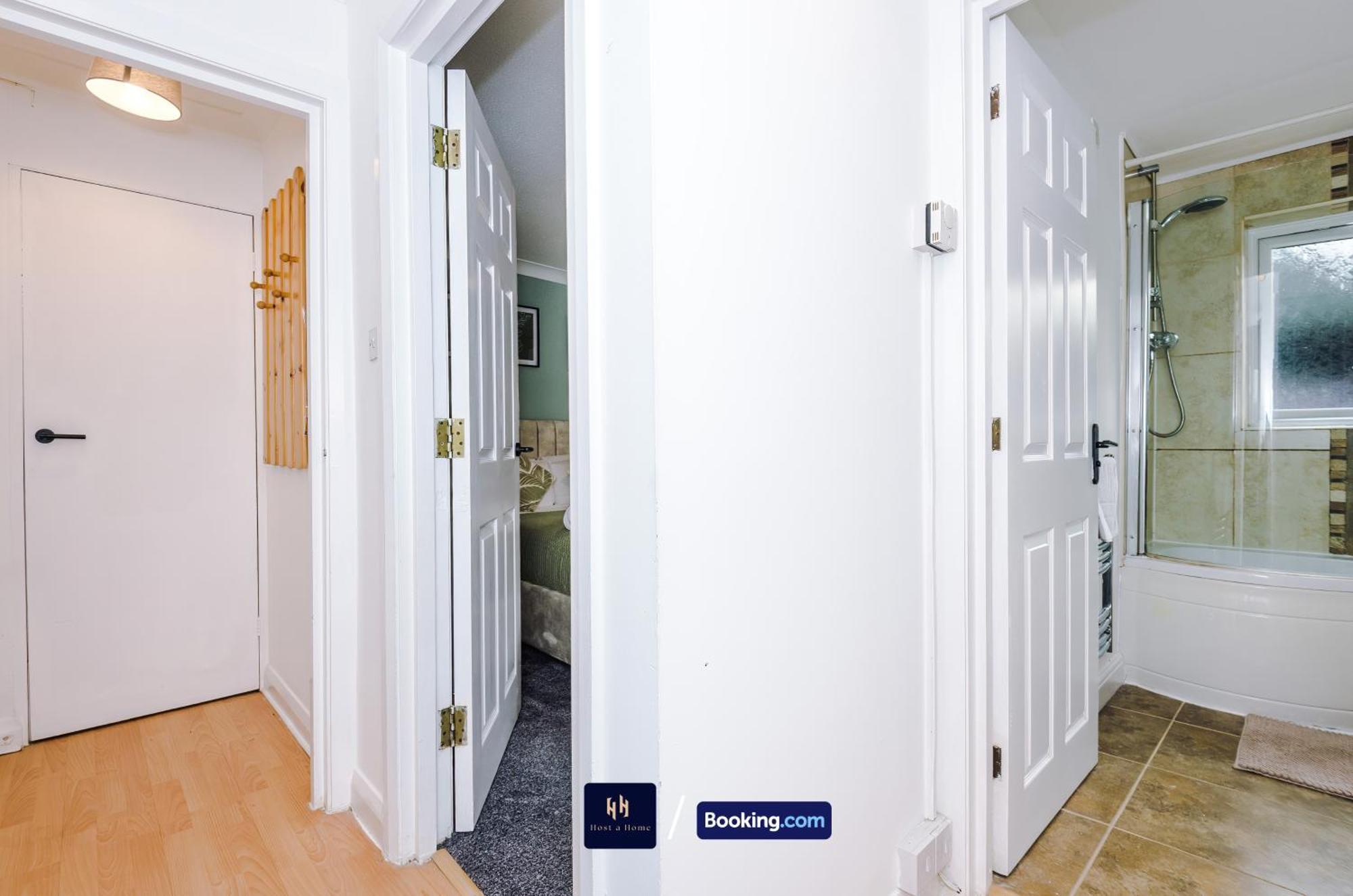 Large 1 Bedroom By Host A Apartment