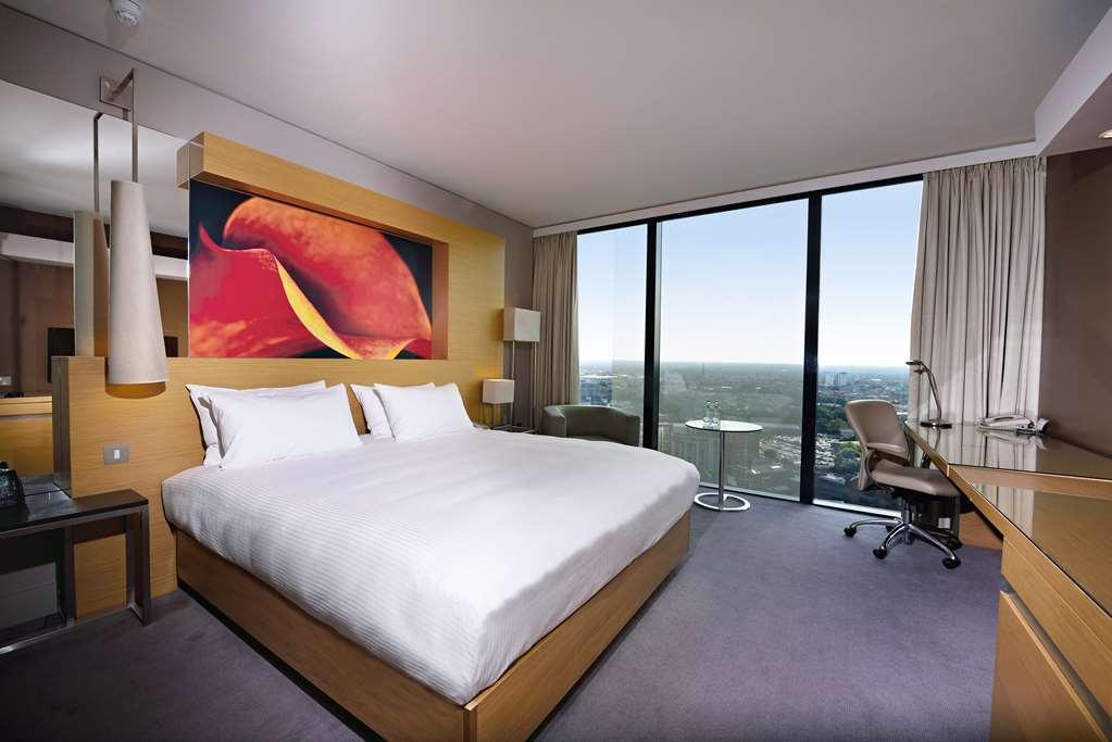 Hilton Deansgate 4* Manchester