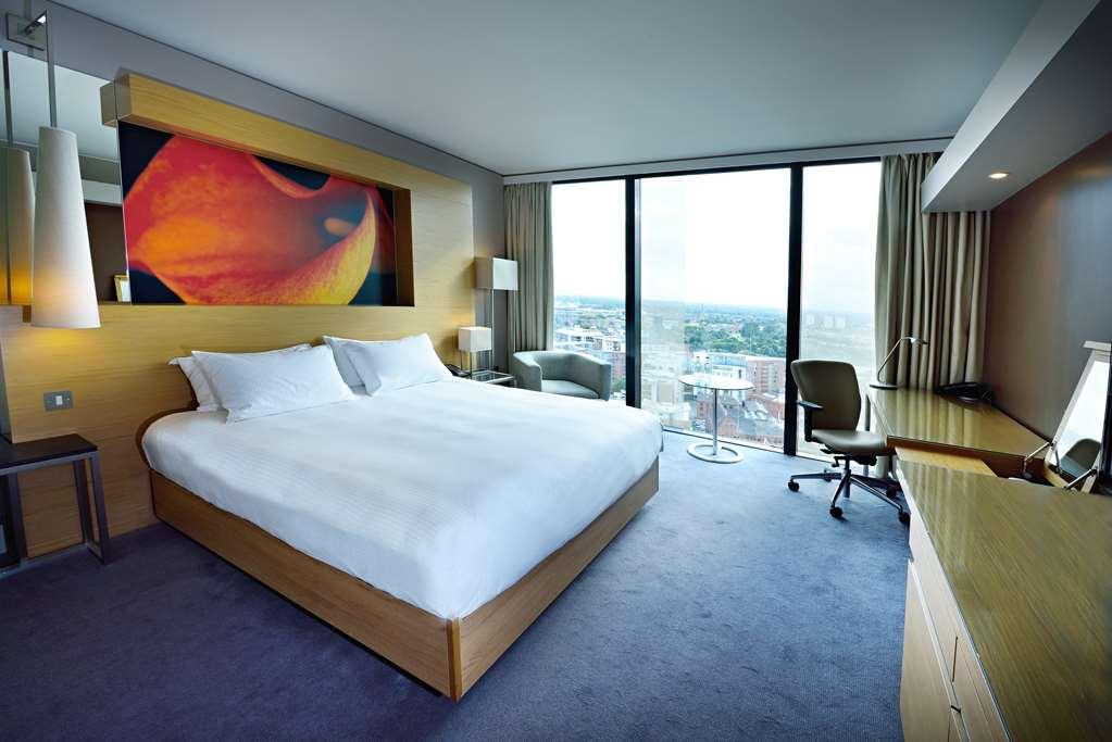 Hilton Deansgate 4* Manchester