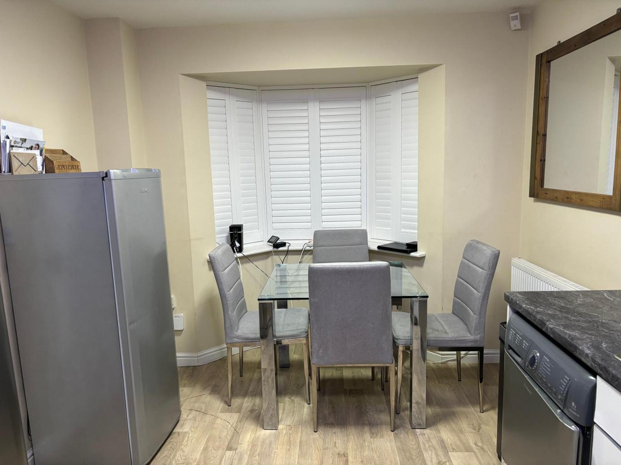 Apartment Affordable In A 4 Bedroom House Manchester