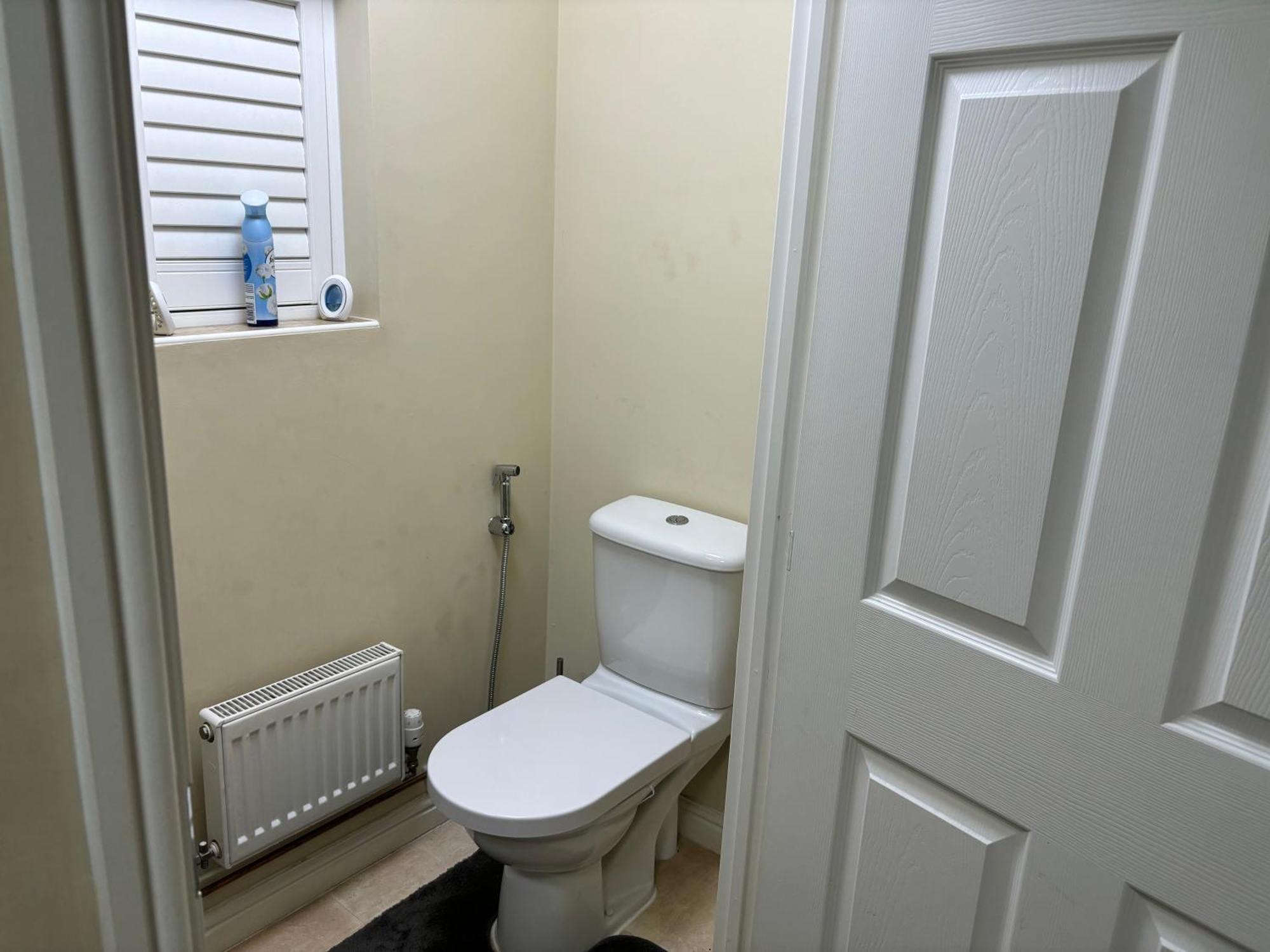 Affordable In A 4 Bedroom House Manchester
