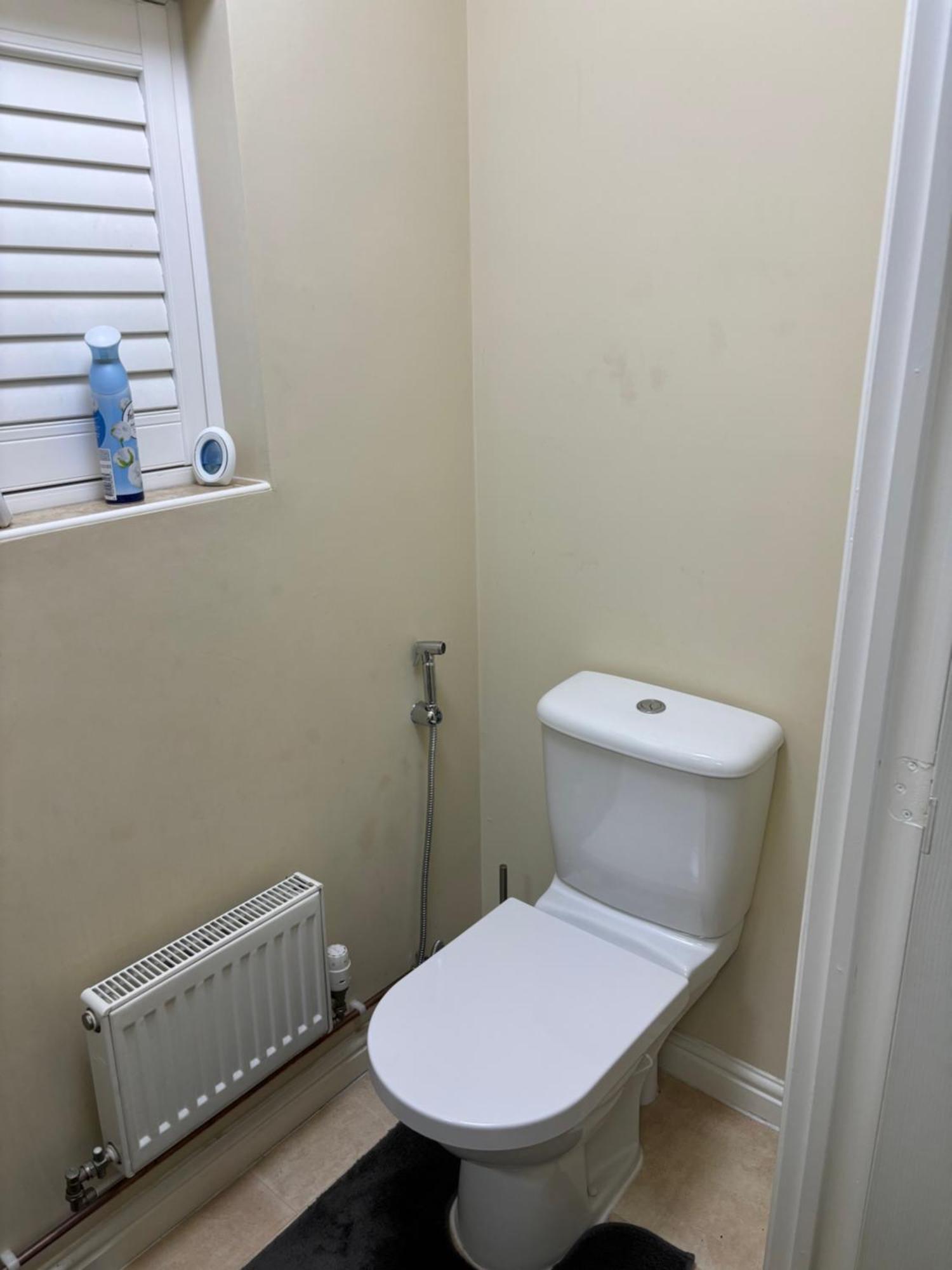 Apartment Affordable In A 4 Bedroom House