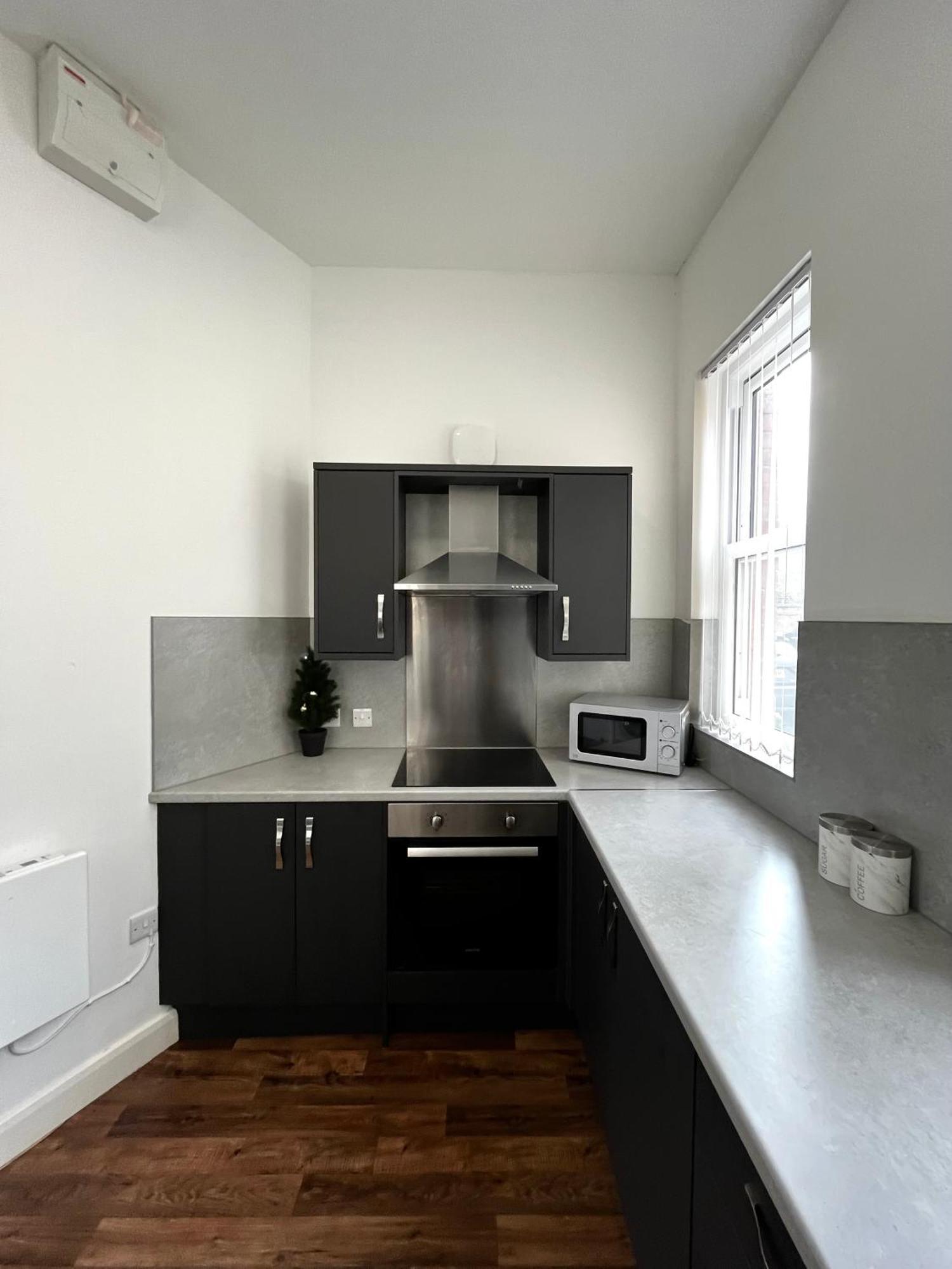 Apartment The Failsworth Collection - Stylish With Free Parking
