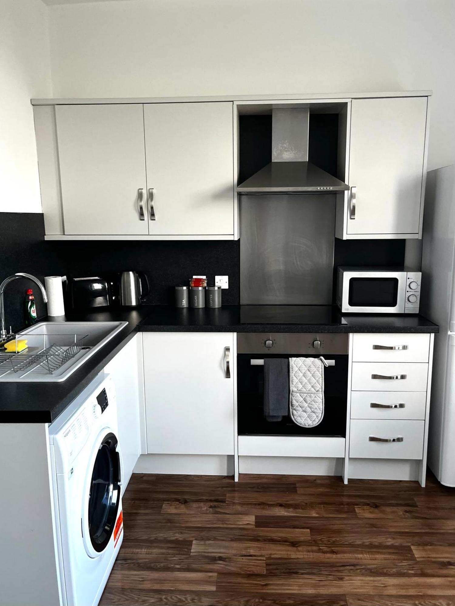 The Failsworth Collection - Stylish With Free Parking * Manchester