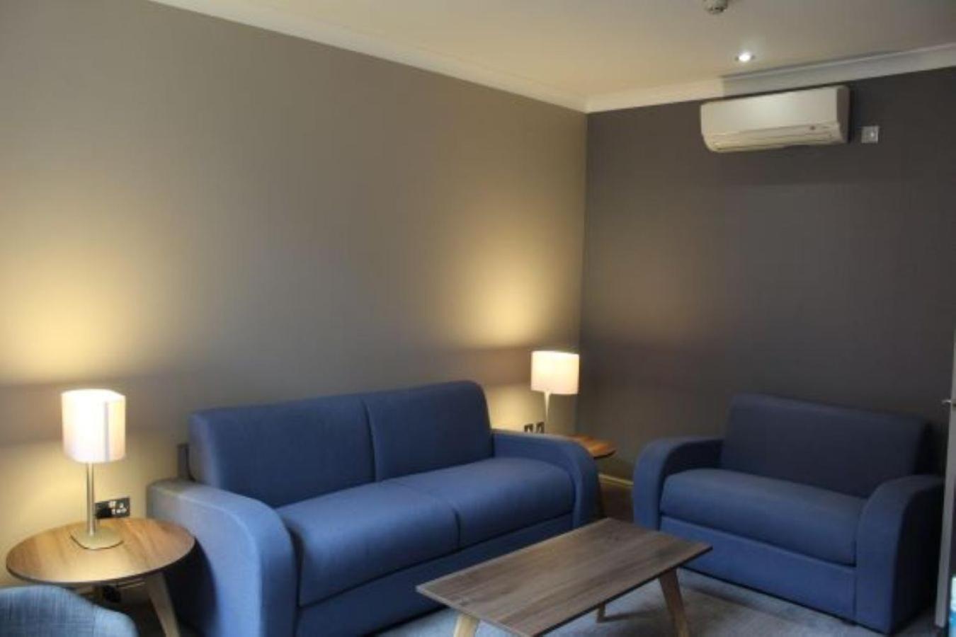 The Townhouse 4*
