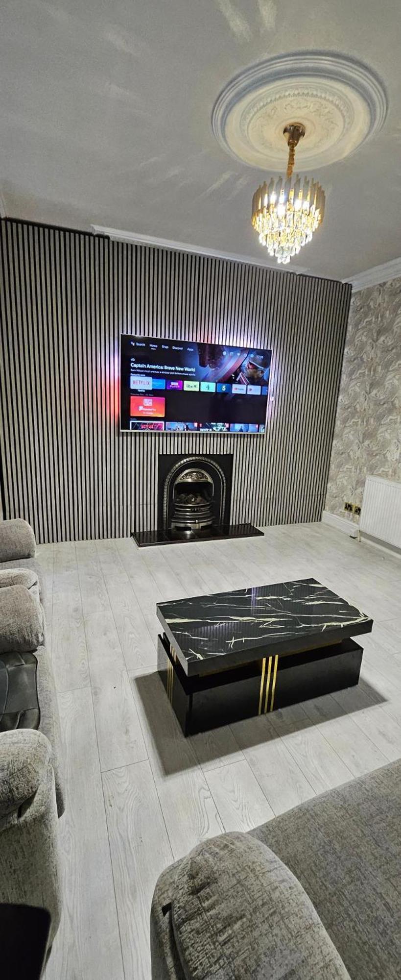 Holiday home Modern Three Bed House Near Manchester City Centre *