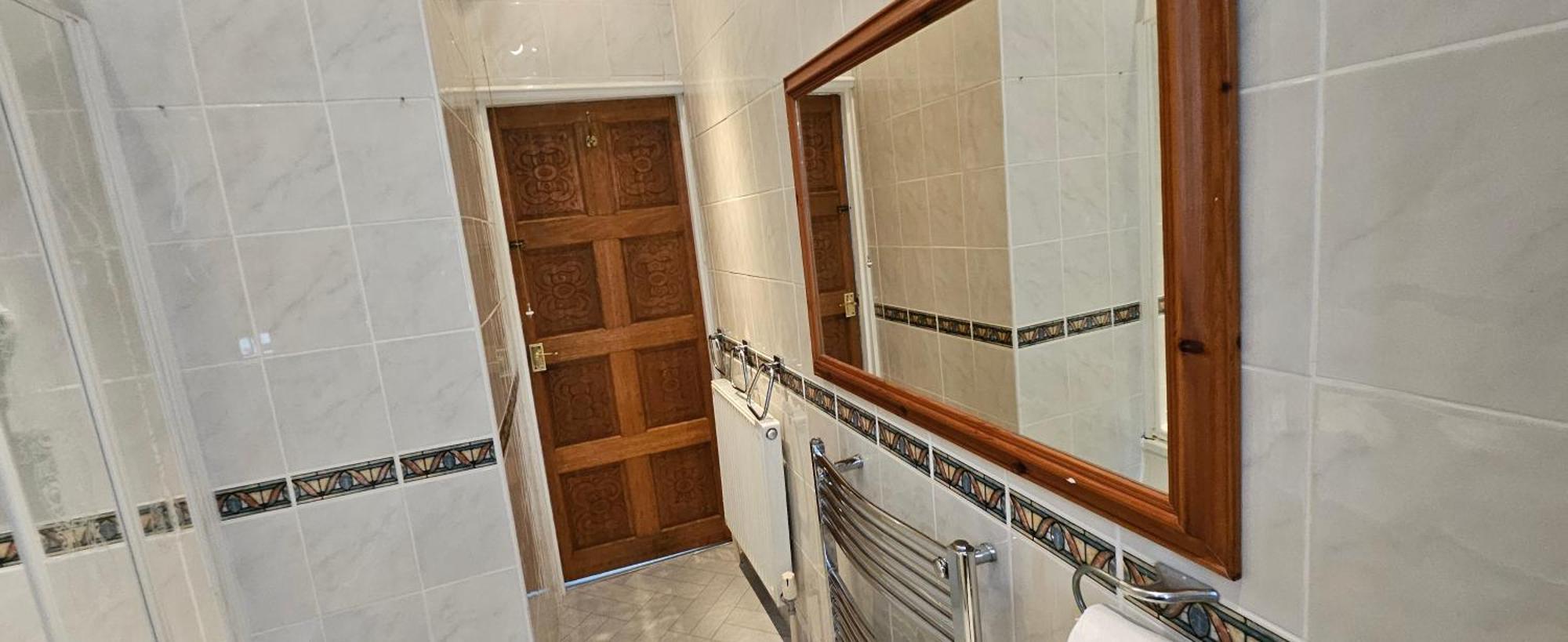 Modern Three Bed House Near Manchester City Centre Holiday home *
