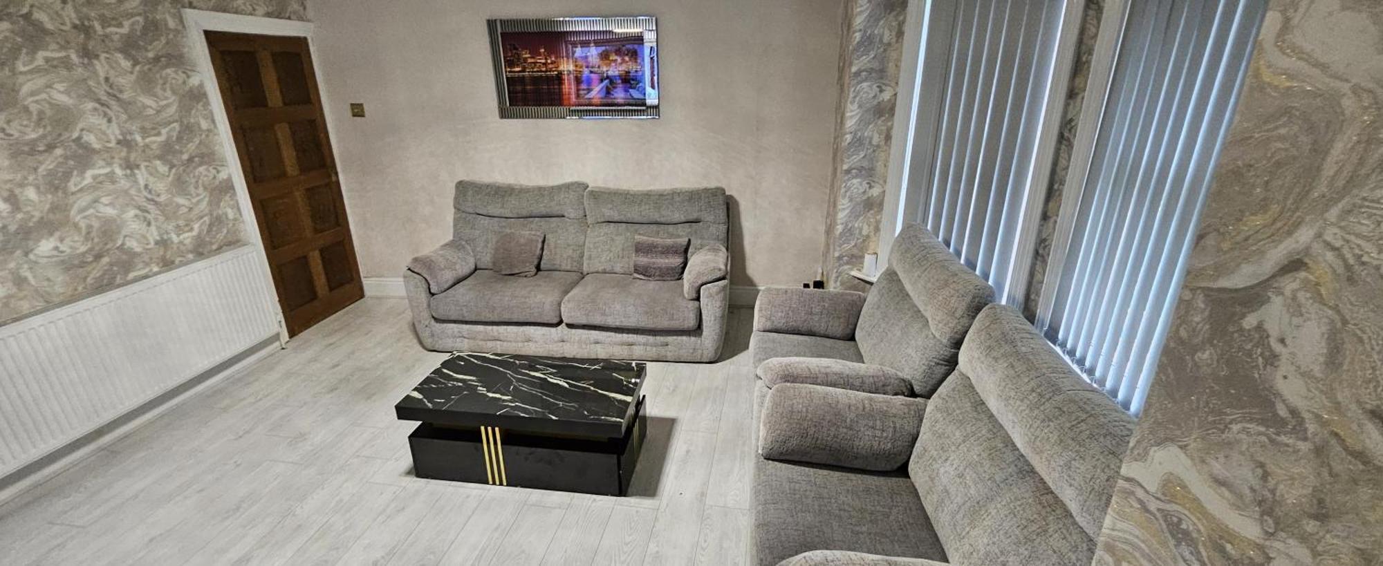 Modern Three Bed House Near Manchester City Centre Manchester