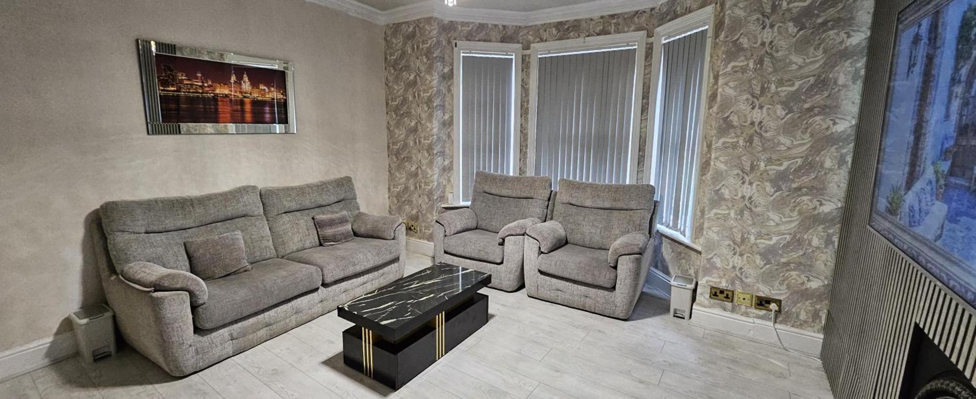 Modern Three Bed House Near Manchester City Centre * Manchester