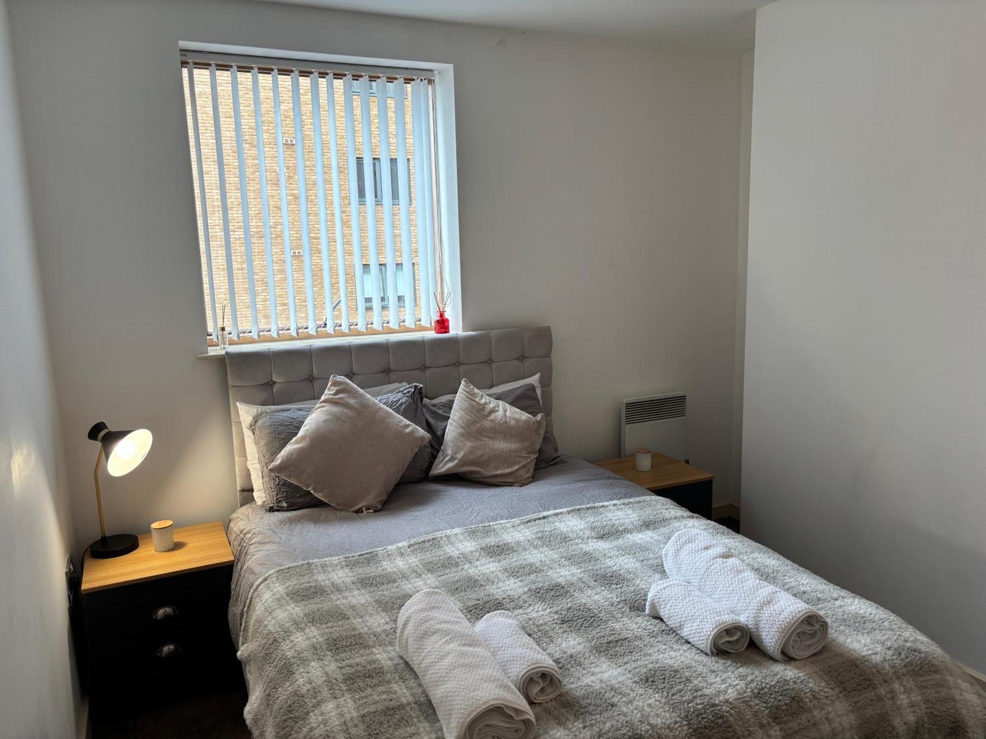 Apartment Lux 2bed Centre And Ao Arena Free Parking Modern *