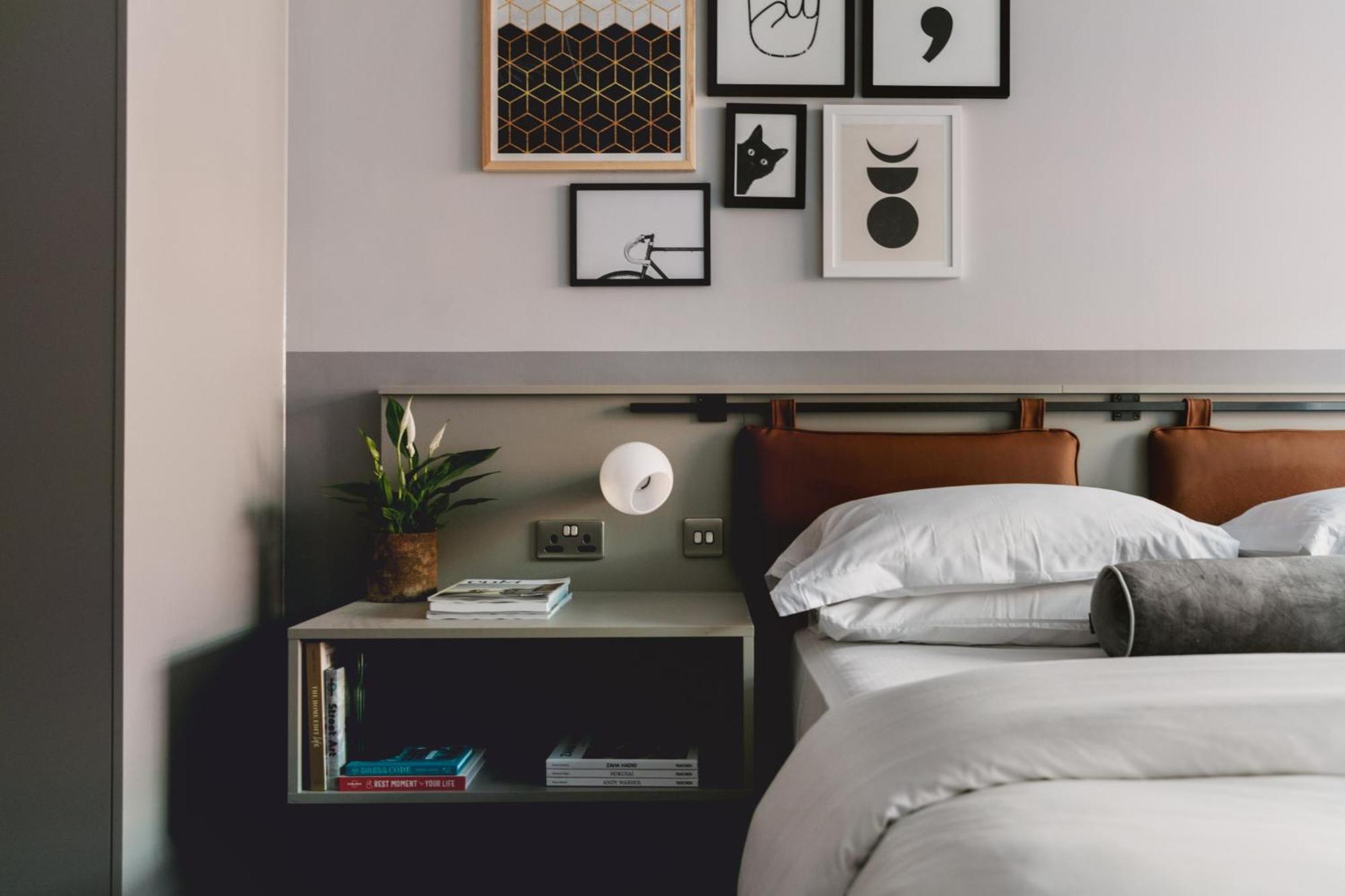 Leven Hotel 4*