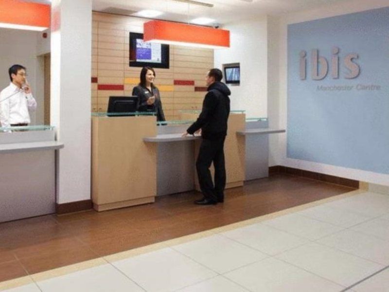 Ibis Centre Princess Street Manchester