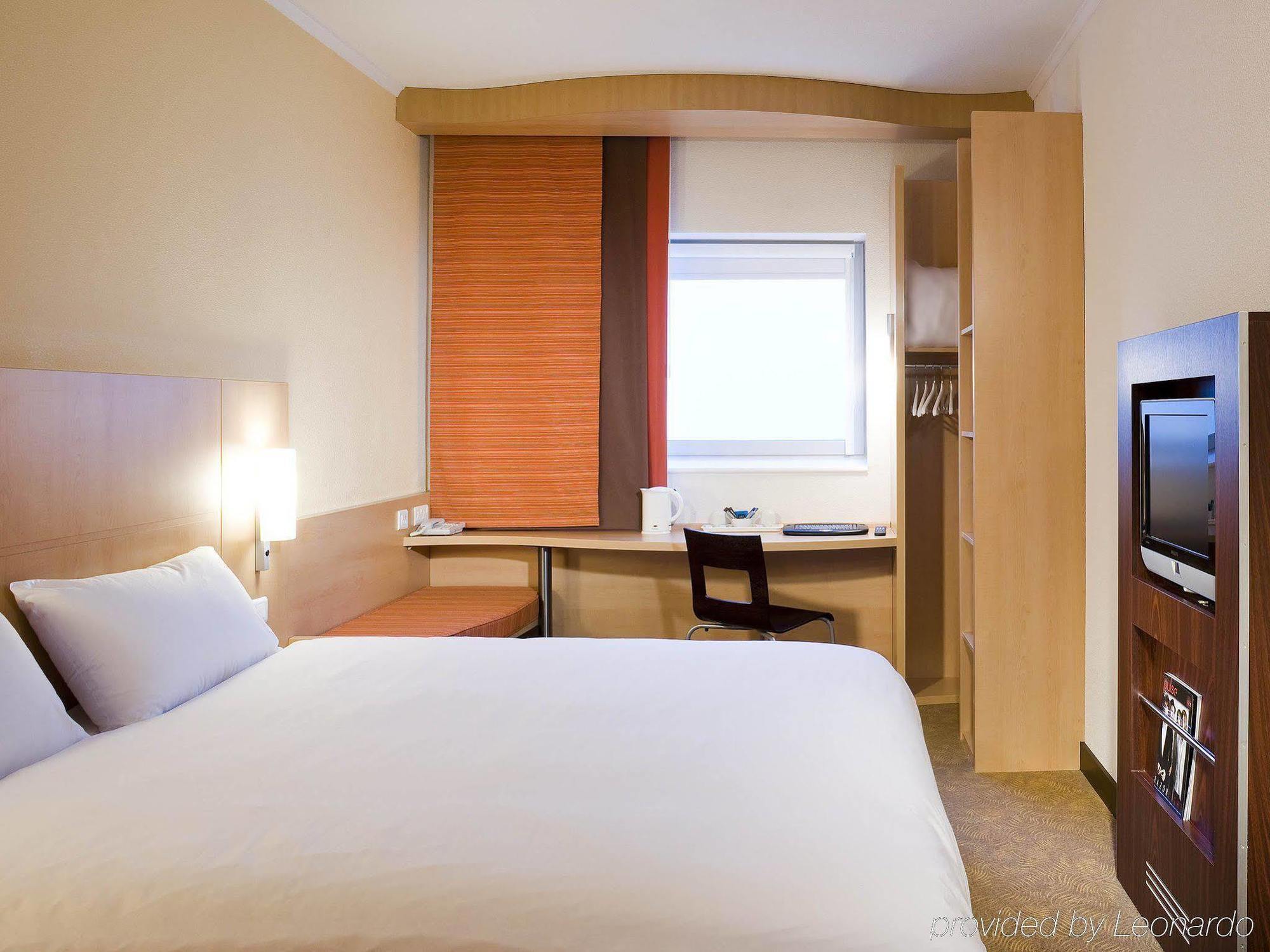 Ibis Centre 96 Portland Street Hotel Manchester