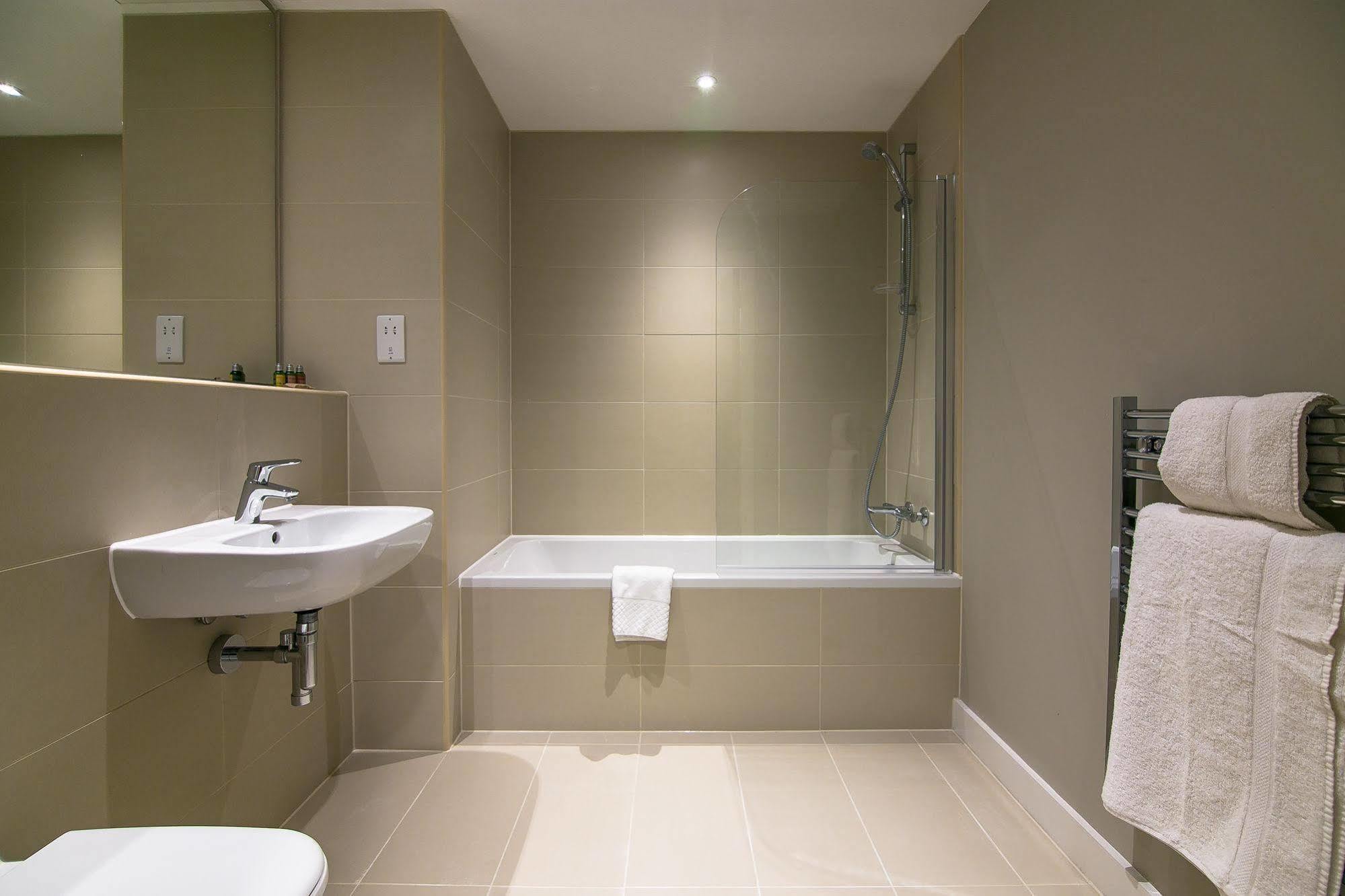 Cove Minshull Street Aparthotel